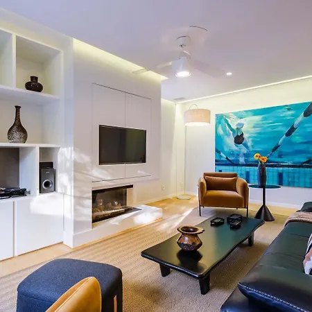 Maestro Park Apartment *