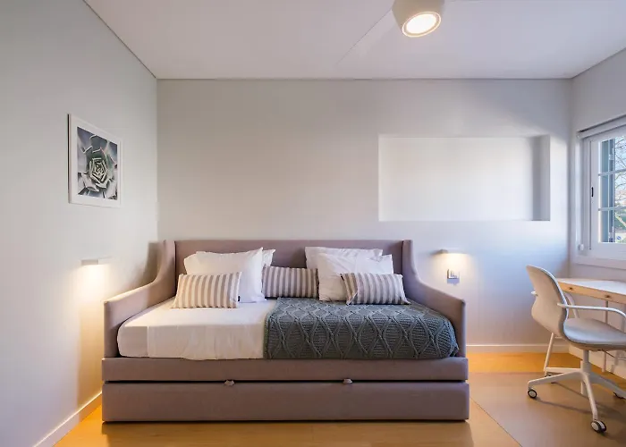 Maestro Park Apartment *