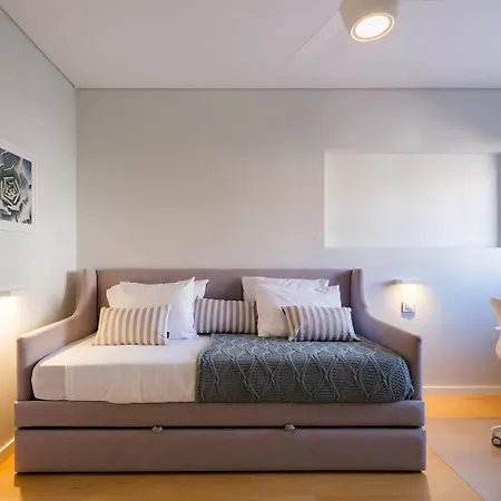 Maestro Park Apartment *